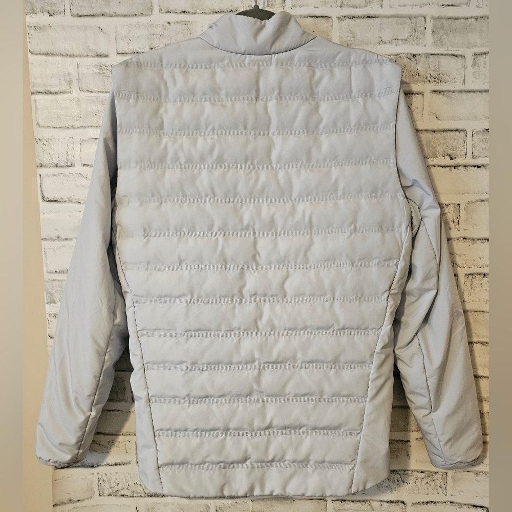 Nike womens Aeroloft jacket in size Medium. LIKE NEW! - Picture 6 of 9
